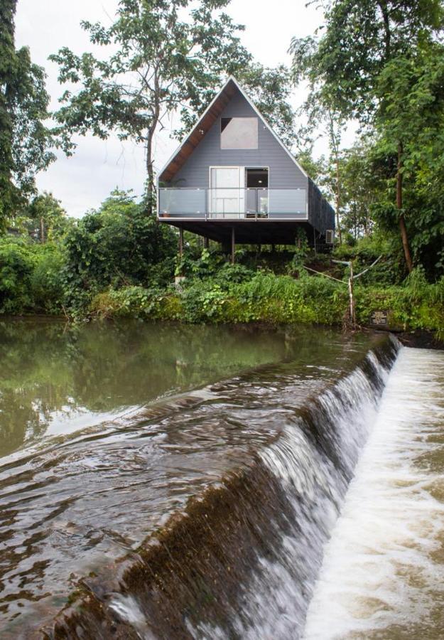 River Ranch Saralgaon Eksteriør bilde
